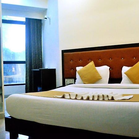 The Best Hotel Mumbai Exterior foto